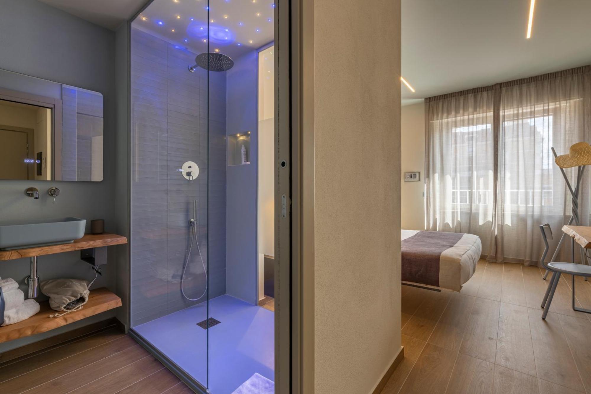 Luci Sul Mare -Boutique Rooms Follonica Exterior photo
